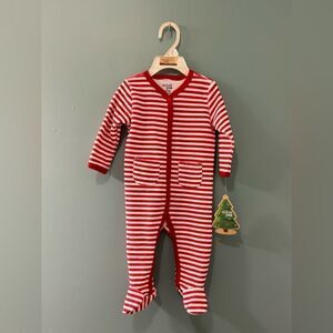 NWT … CHICK PEA “Size: 6-9 Months” Sleep & Play Outfit